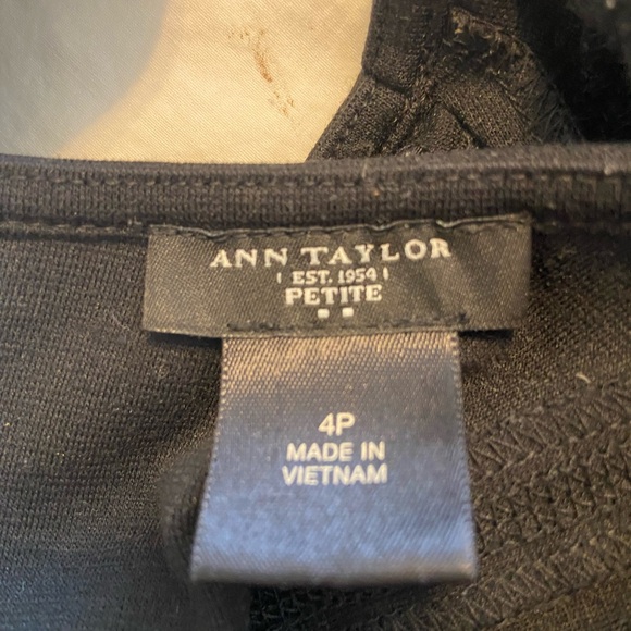 Ann Taylor 4 petite black sleeveless classic dress - Picture 7 of 7